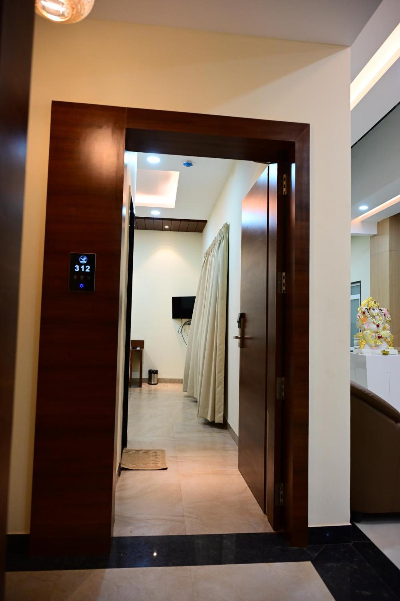 Unnati Stay Inn Vijayapura Bijāpur 外观 照片