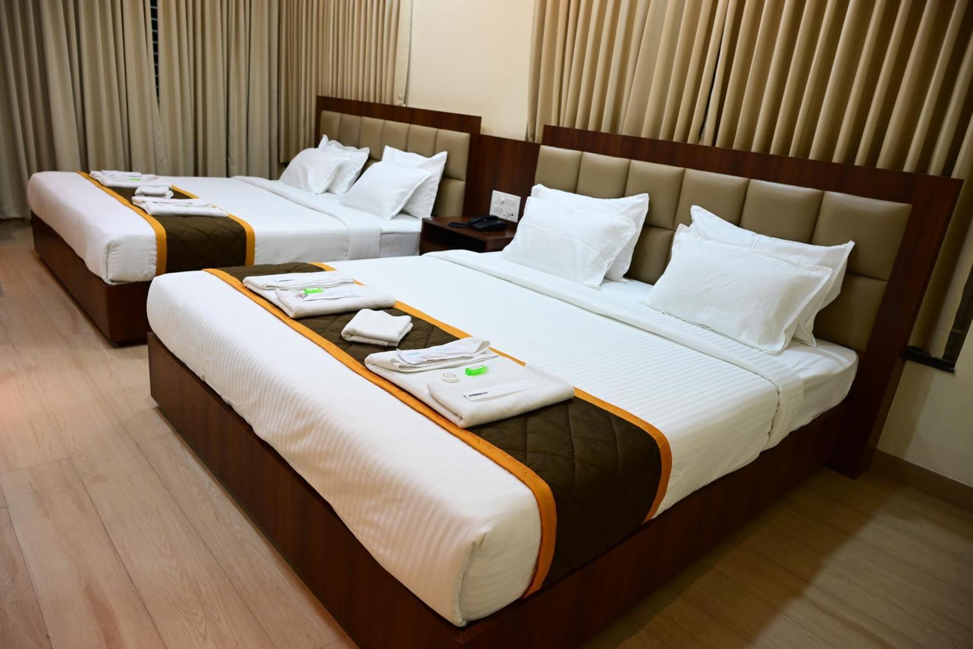 Unnati Stay Inn Vijayapura Bijāpur 外观 照片
