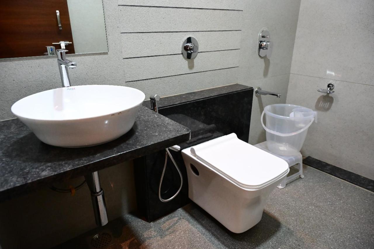 Unnati Stay Inn Vijayapura Bijāpur 外观 照片