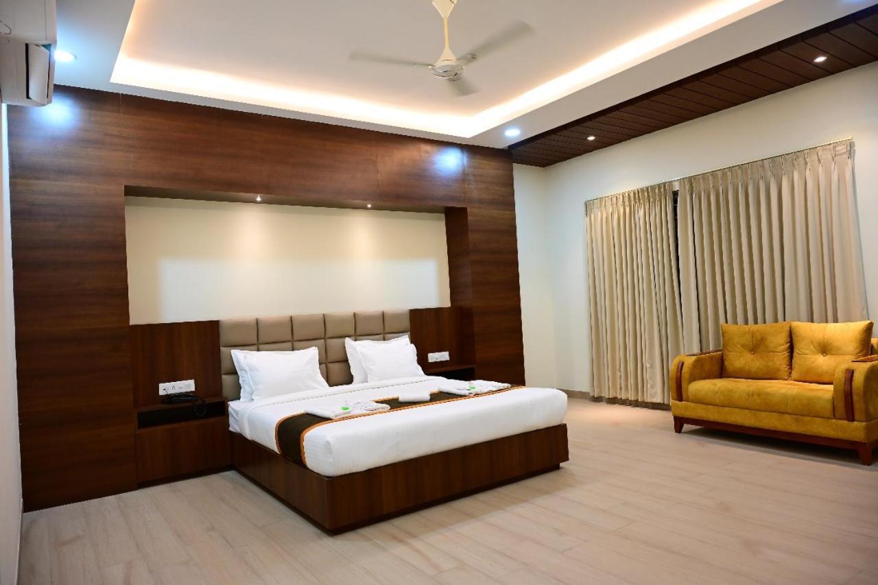Unnati Stay Inn Vijayapura Bijāpur 外观 照片