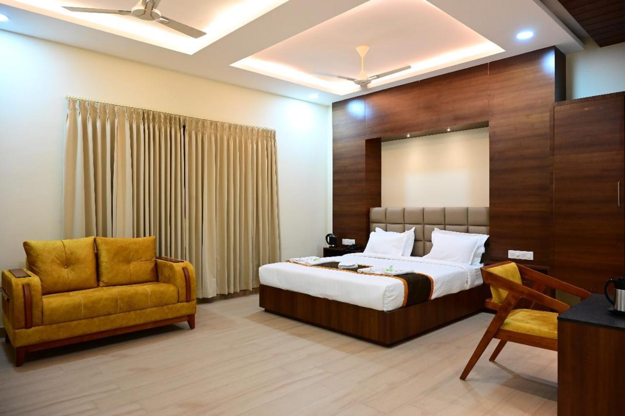 Unnati Stay Inn Vijayapura Bijāpur 外观 照片