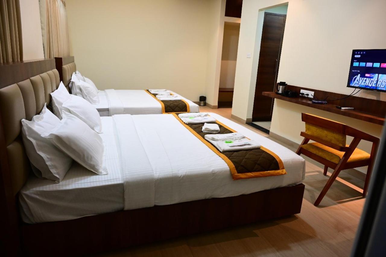 Unnati Stay Inn Vijayapura Bijāpur 外观 照片